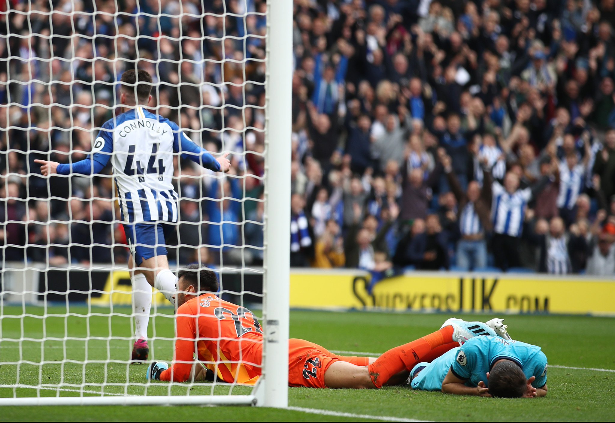 替补席上 替补席上